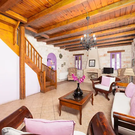 Carolina Villa